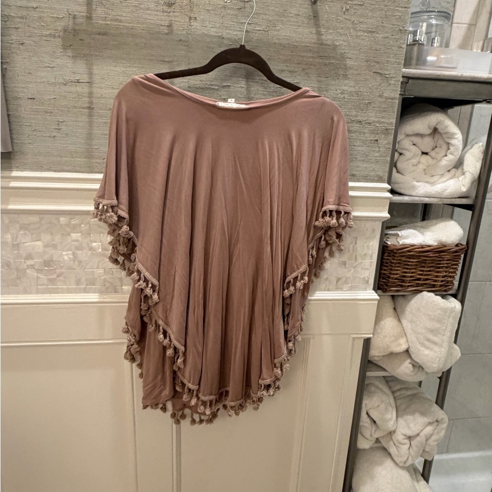 Small fits medium Anthropologie Eri + Ali Tasseled dolman Poncho Top beige - Picture 9 of 11